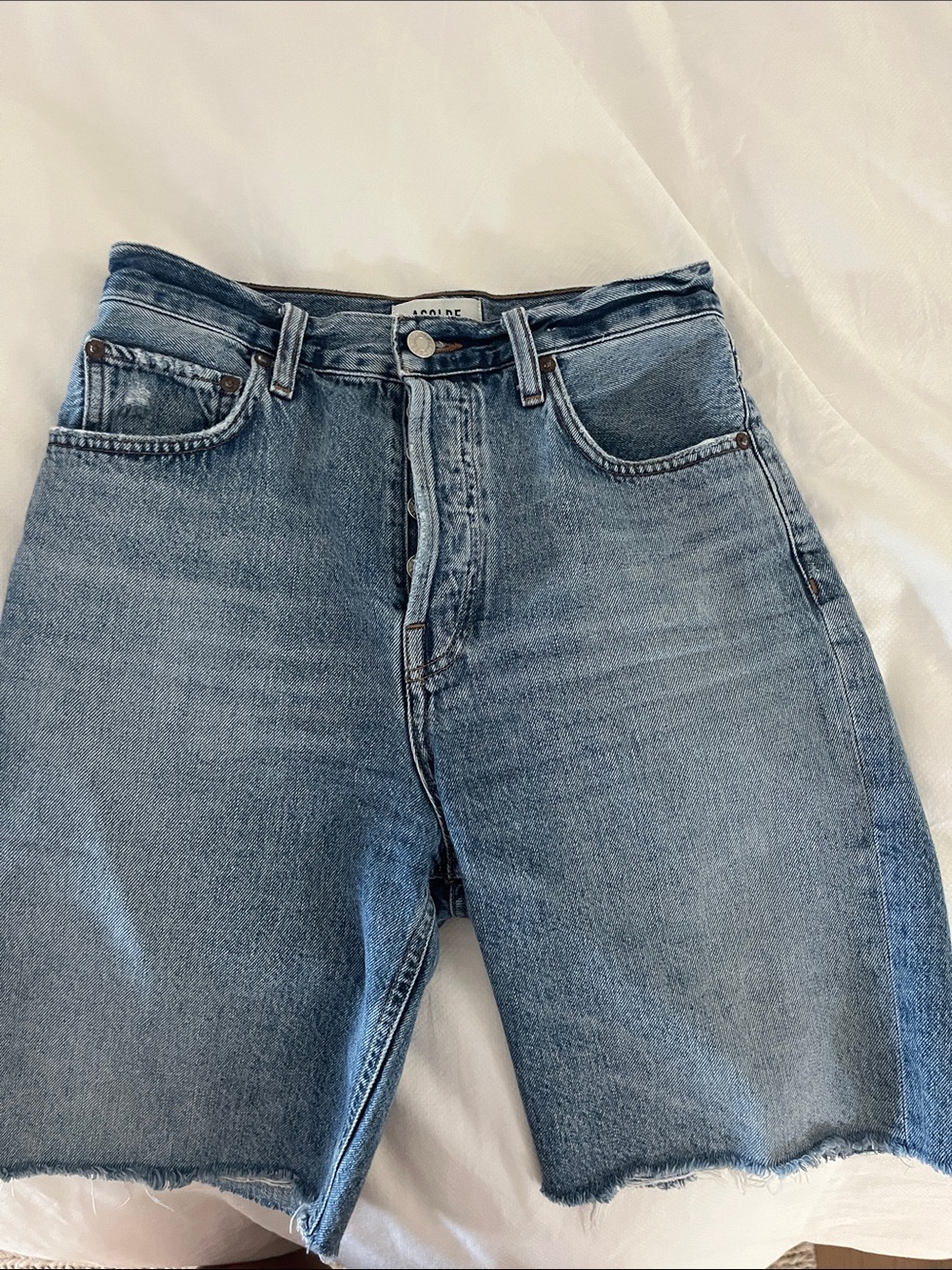 Agolde Light Blue High-Rise Frayed Denim Bermuda Shorts 90’s cut